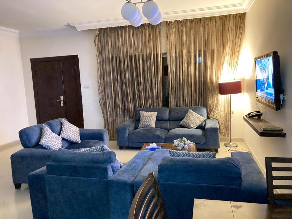 Uptown Hotel Apartment Amman Exterior photo