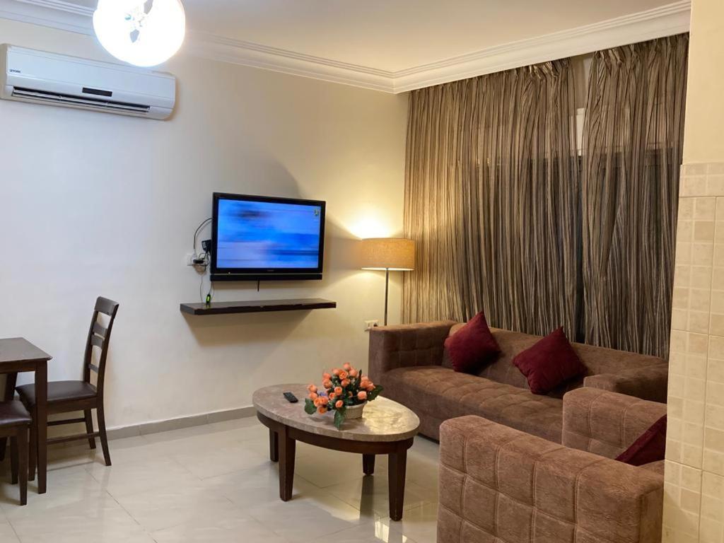 Uptown Hotel Apartment Amman Exterior photo